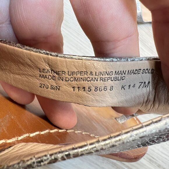 Tory Burch Sandals Cameron Size 7M Pewter Croc Embossed Leather Thong Flats - Picture 8 of 10